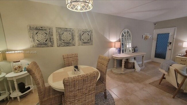 Photo - 624 Orton Ave Unit 19