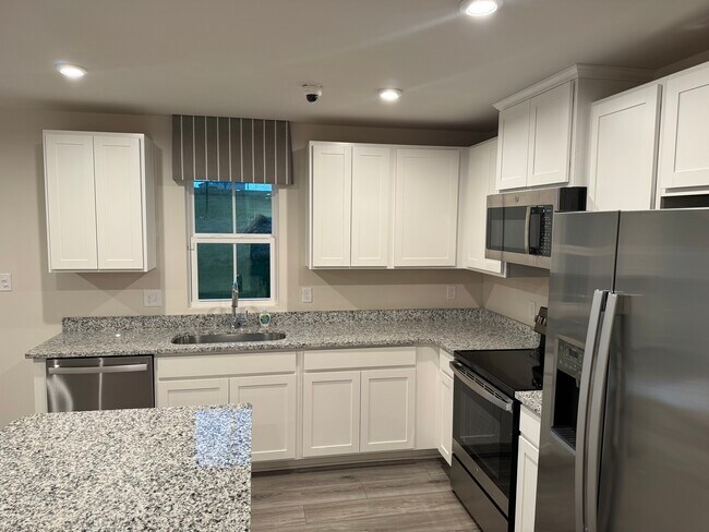 Photo - 1100 Aubrey Mdws Pl