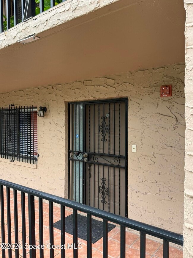 Photo - 1540 Riverside Dr Unit 11