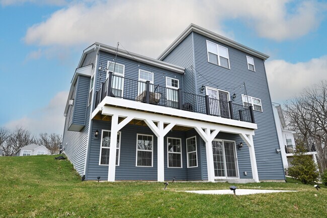 Photo - 1868 Forest View Ct