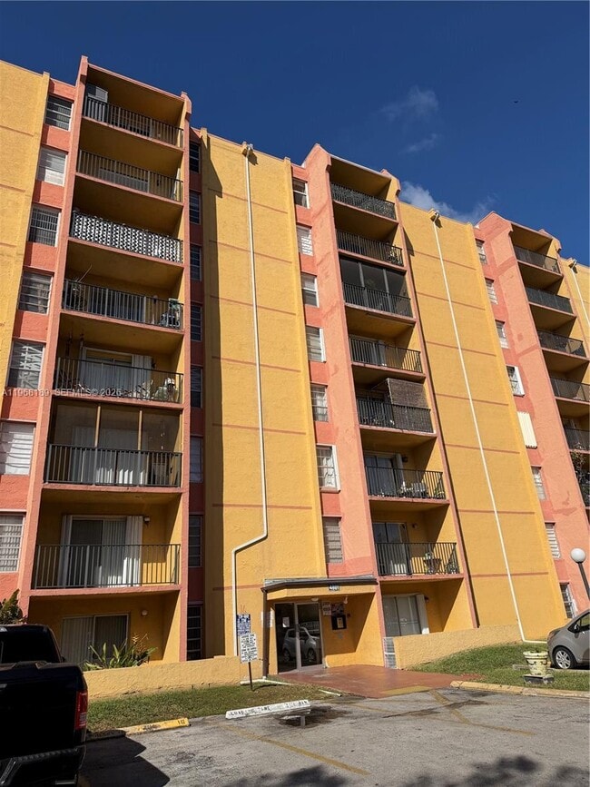 Building Photo - 4801 NW 7th St Unit 607-16