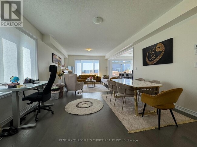 Photo - 61 Valleybrook Rd