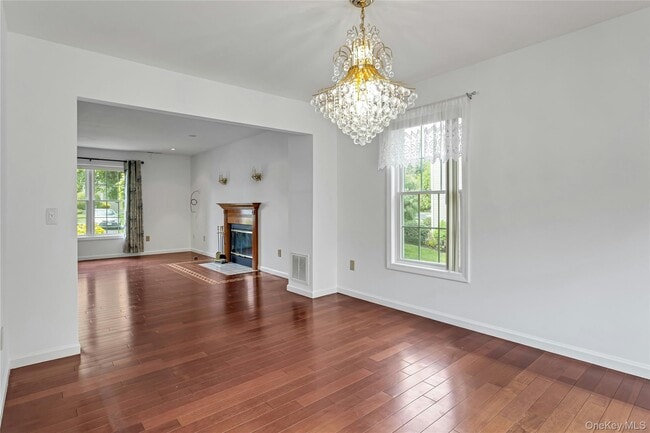 Photo - 5801 Applewood Cir