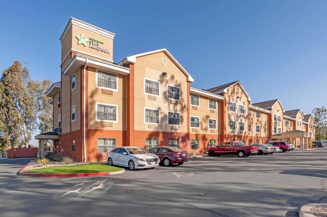 Building Photo - Furnished Studio-Orange County - Lake Forest Rental