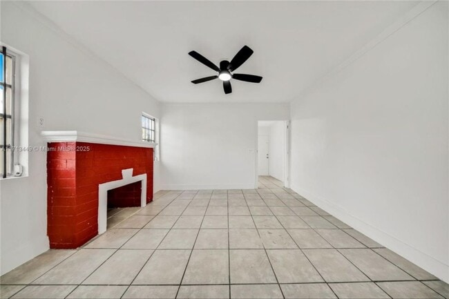 Photo - 2744 SW 16th Ter