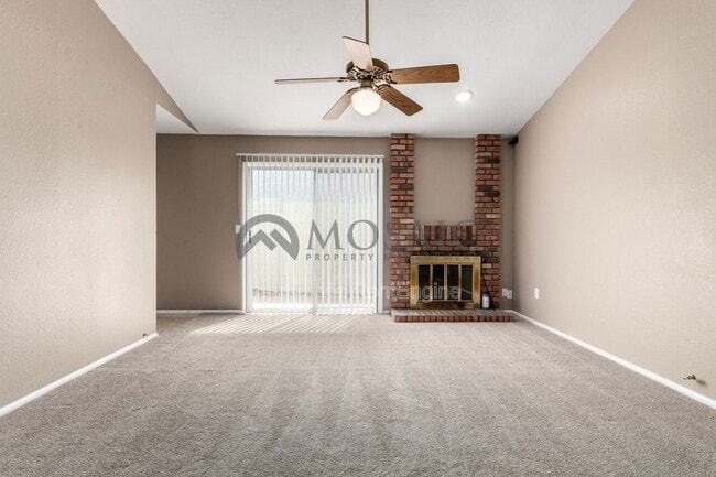 Photo - 3214 N Ash Dr