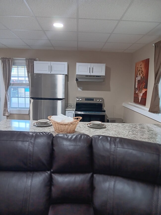 Photo - 135 Poland Rd Unit 3