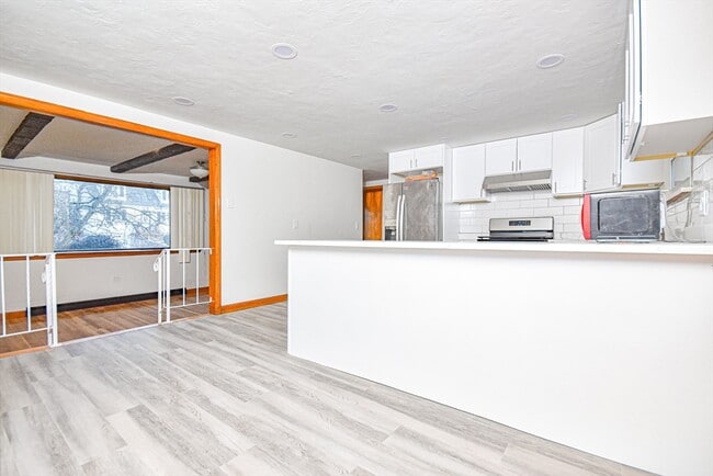 Photo - 43 Miller Ave