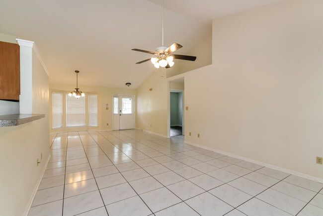 Photo - 840 Longleaf Pine Ct