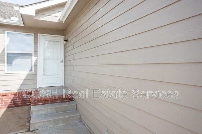 Photo - 1028 E Karla Ct