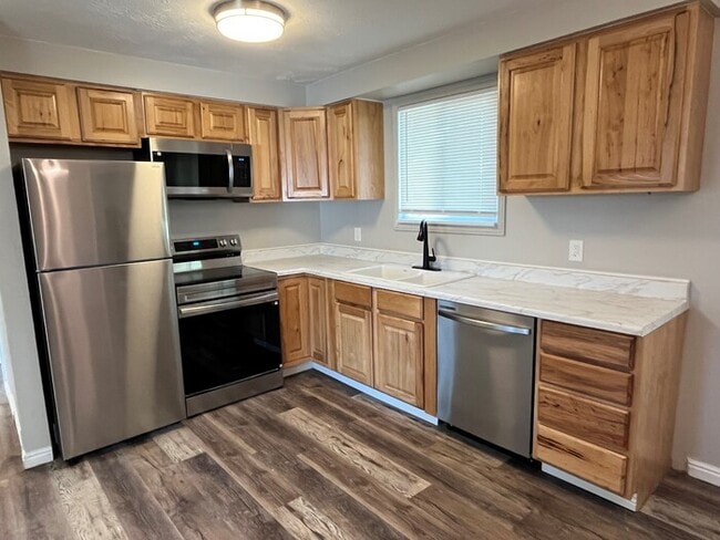 Photo - Remodeled Taylorsville 5 Bedroom!