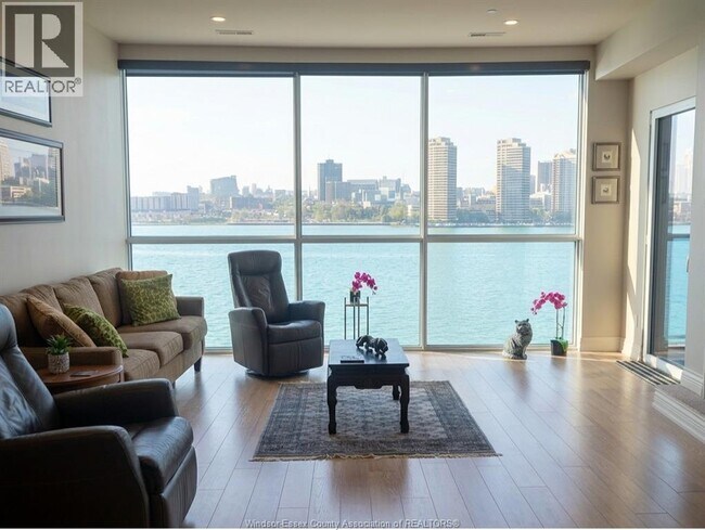 Photo - 1225 Riverside Dr W Unit 705