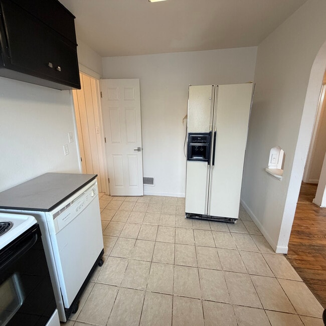 Photo - 1525 6th St Unit A