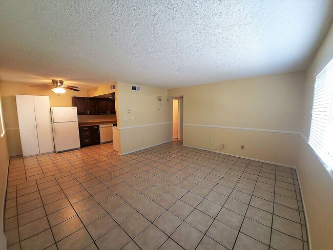 Photo - AFFORDABLE UNIT IN TEMPE!