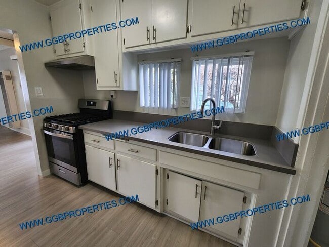 Photo - ** Self Guided Tour **Belmont Shores Updat... Casa