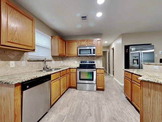 7205 Silktree Ct