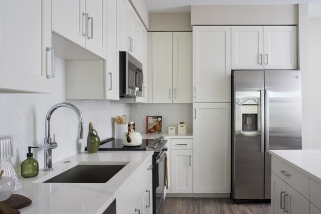 Photo - Coulter Place