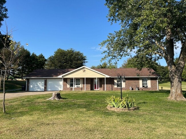 Building Photo - 398 Shady Brook Dr