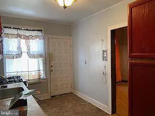 Photo - 25 Laurel Ave