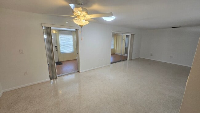 Photo - Charming 2BR/2BA Annual Rental in Southgate