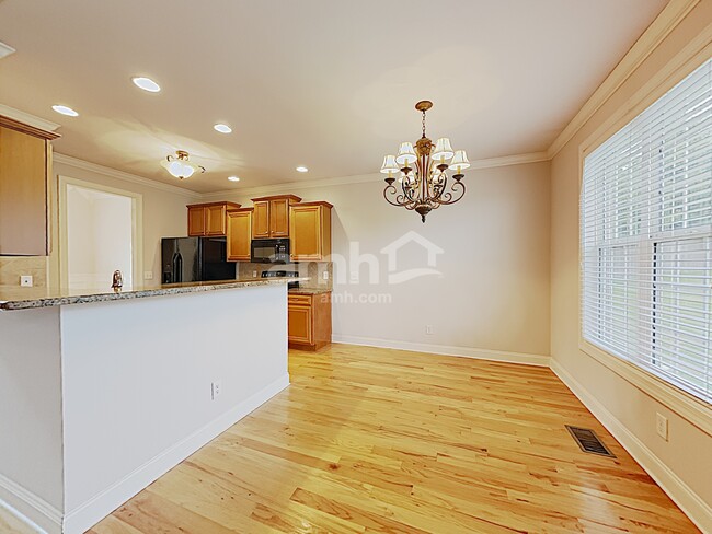 Photo - 4004 Crest Ridge Cv