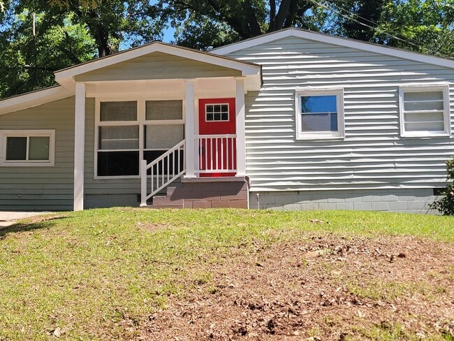 Photo - Rent 2 Get 2 Rooms for Free- This home is Priced as a 2bdrm in Intown Atlanta