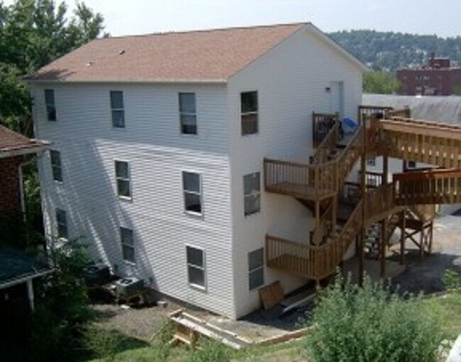 Building Photo - 717 Naomi St Unit 717 B Rental