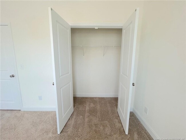 Photo - 282 Creekhaven Dr