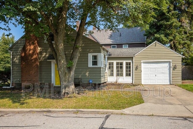 Photo - 1547 Sherbrook Rd