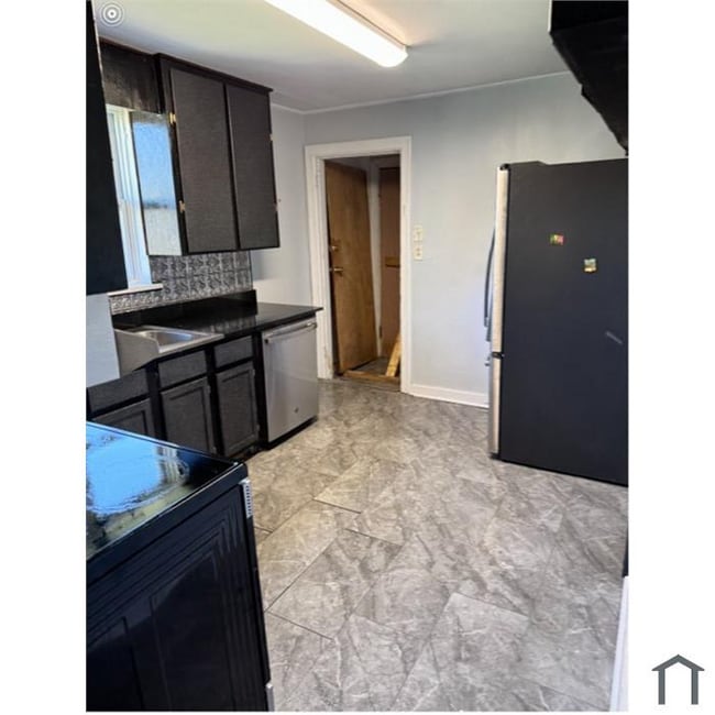 Photo - 7316 Park Dr