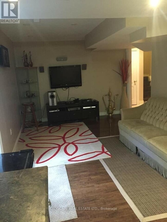 Photo - 1838 Bridlington Ct