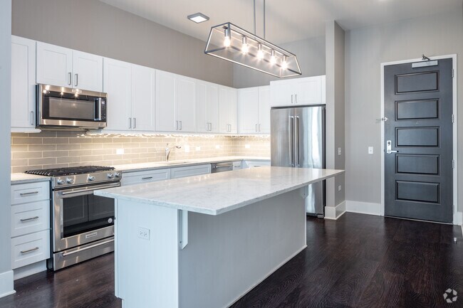2BR, 2BA - 1500SF - Kitchen