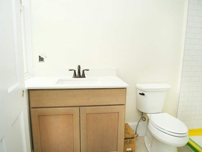 Photo - 257 W Newton St Unit 2