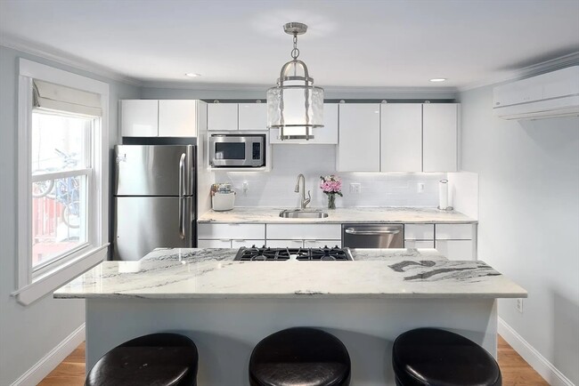 Photo - 182 Marion St Unit #1