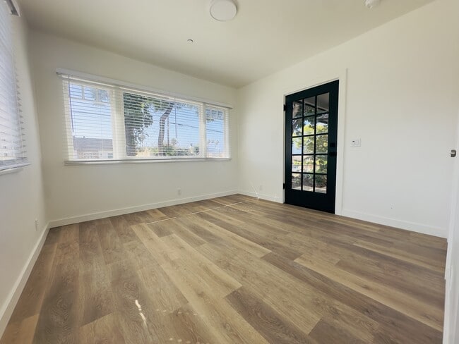 1319 Cacique Street Unit B
