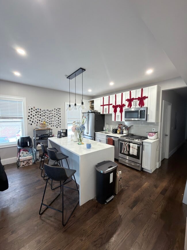 Photo - 156 Hillside St Unidad 1