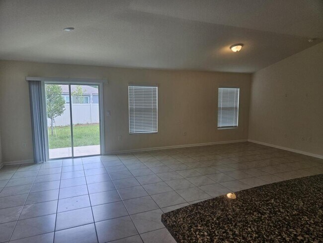 Photo - 75020 Trestle Ct
