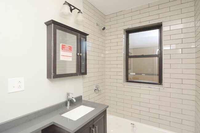 4349 N Damen Ave Unit 312