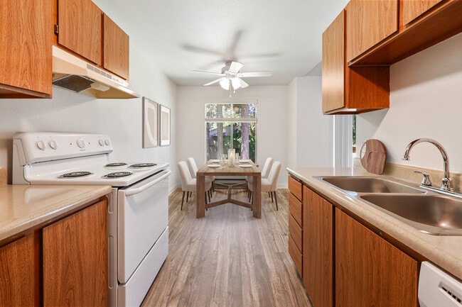 Photo - Sherwood Glen