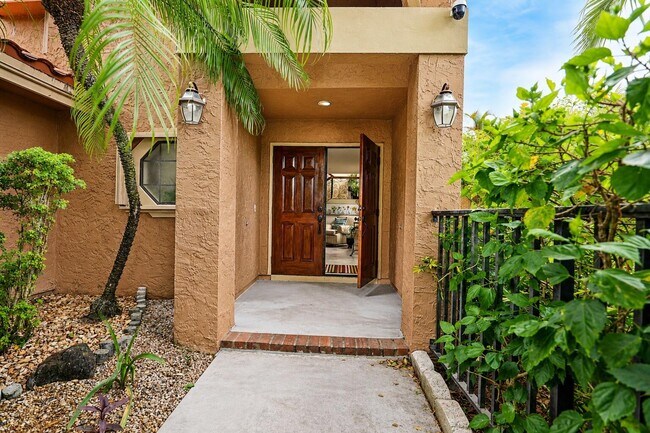 Photo - 749 NW 40th Terrace