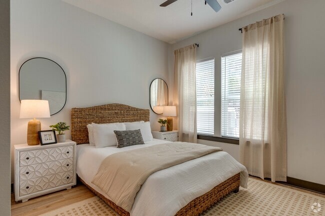 1BR,1BA-632SF- Primary Bedroom
