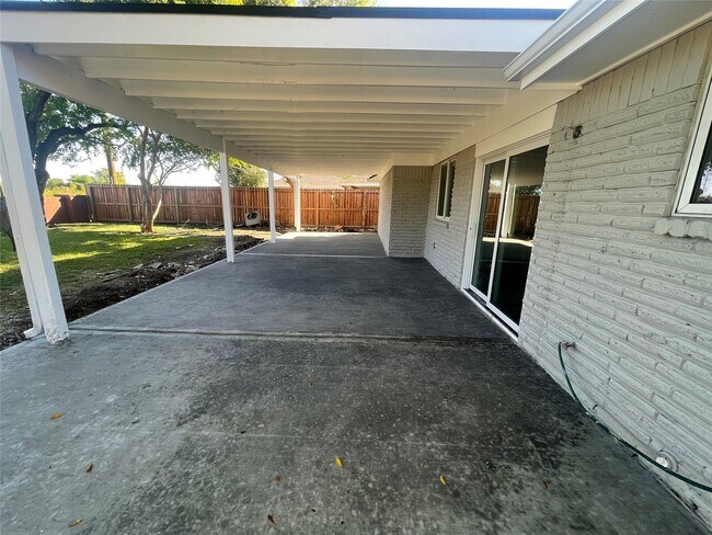 Photo - 11118 Stroud Dr