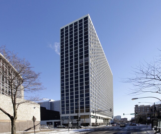 Photo - 4343 N Clarendon Ave