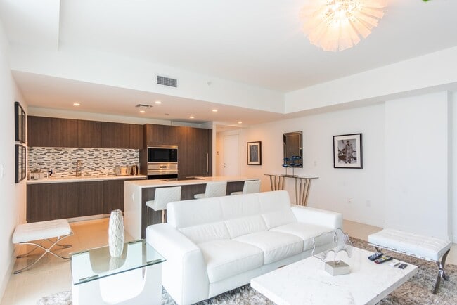 Photo - 1150 102nd St Unidad 702