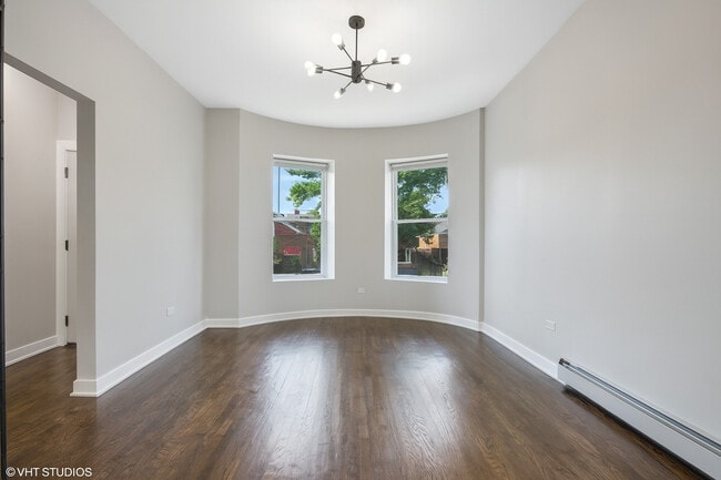 Photo - 1754 E 73rd St Unidad 1
