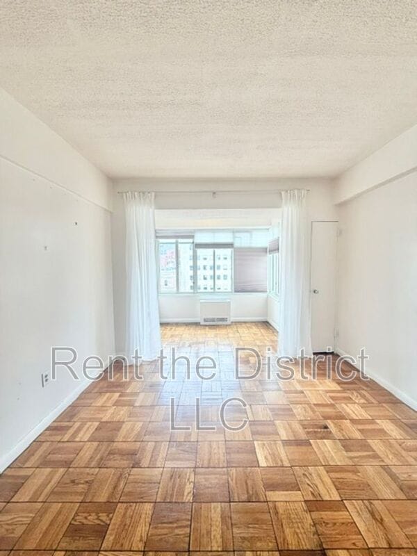 Photo - 1727 Massachusetts Ave NW Unidad #606