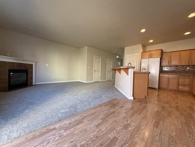 Photo - 219 NW Mandi St