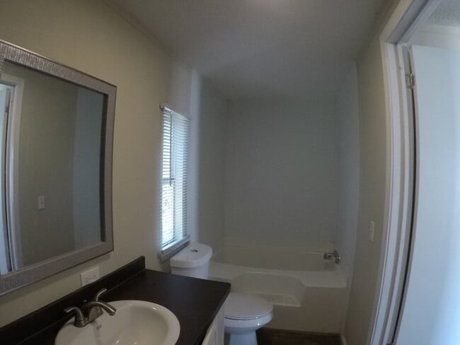 Photo - Triangle Mobile Home Park