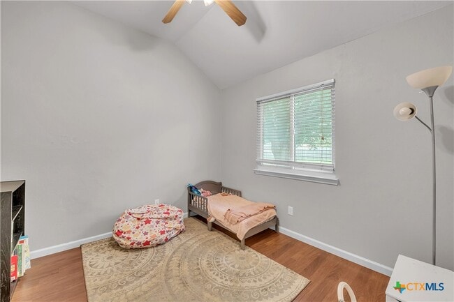 1417 Ridgeway Dr