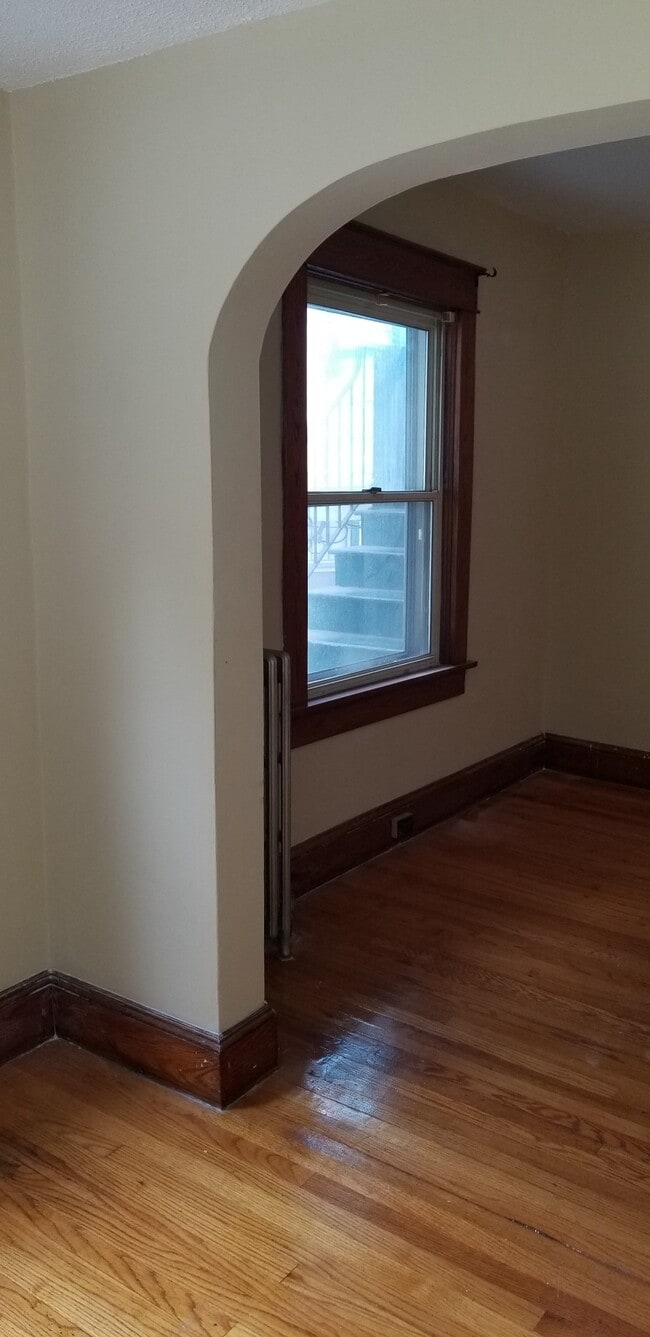 Photo - 223 E Mountain Rd Unit Suite 4